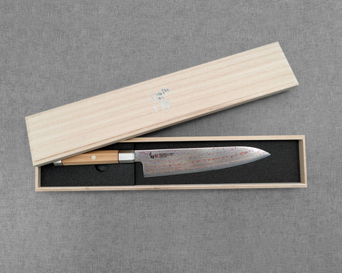 Mcusta Zanmai "Ultimate3 - White Phoenix" Coreless Damascus 210mm Gyuto