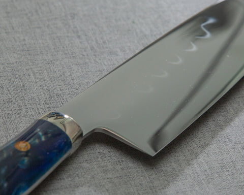 Kenji Togashi Shirogami #2 Mizu-Honyaki Mirror Ripple 180mm Santoku with Polished Navy Acrylic Handle