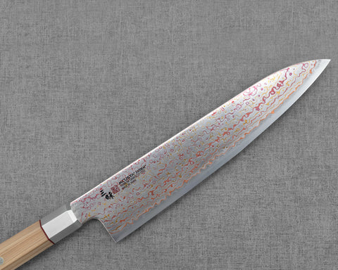 Mcusta Zanmai "Ultimate3 - White Phoenix" Coreless Damascus 210mm Gyuto