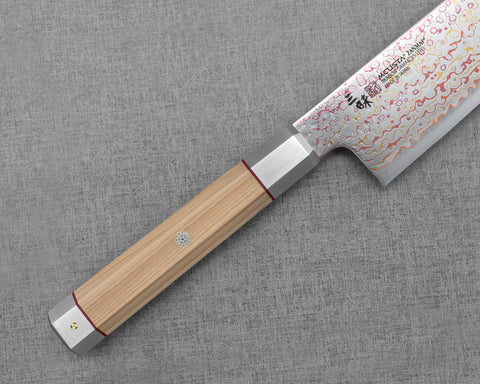 Mcusta Zanmai "Ultimate3 - White Phoenix" Coreless Damascus 210mm Gyuto
