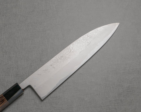 Hatsukokoro / Miyazaki Kajiya Ginsan（銀色 #3）大馬士革 220 毫米牛刀，帶雞翅木水牛角手柄