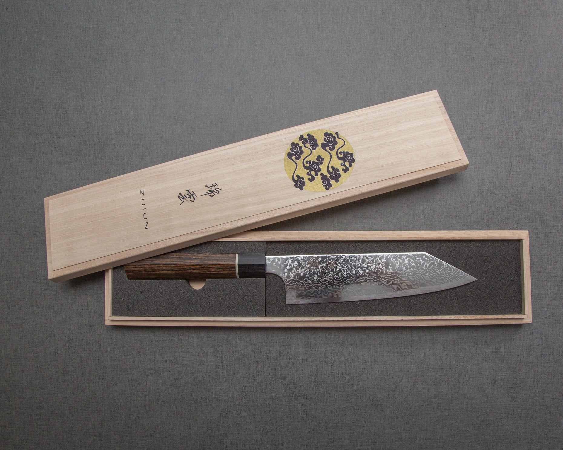 Seki "Zuiun" R2/SG2 Damascus 180mm Bunka (Kiritsuke Santoku) Burrfection Store